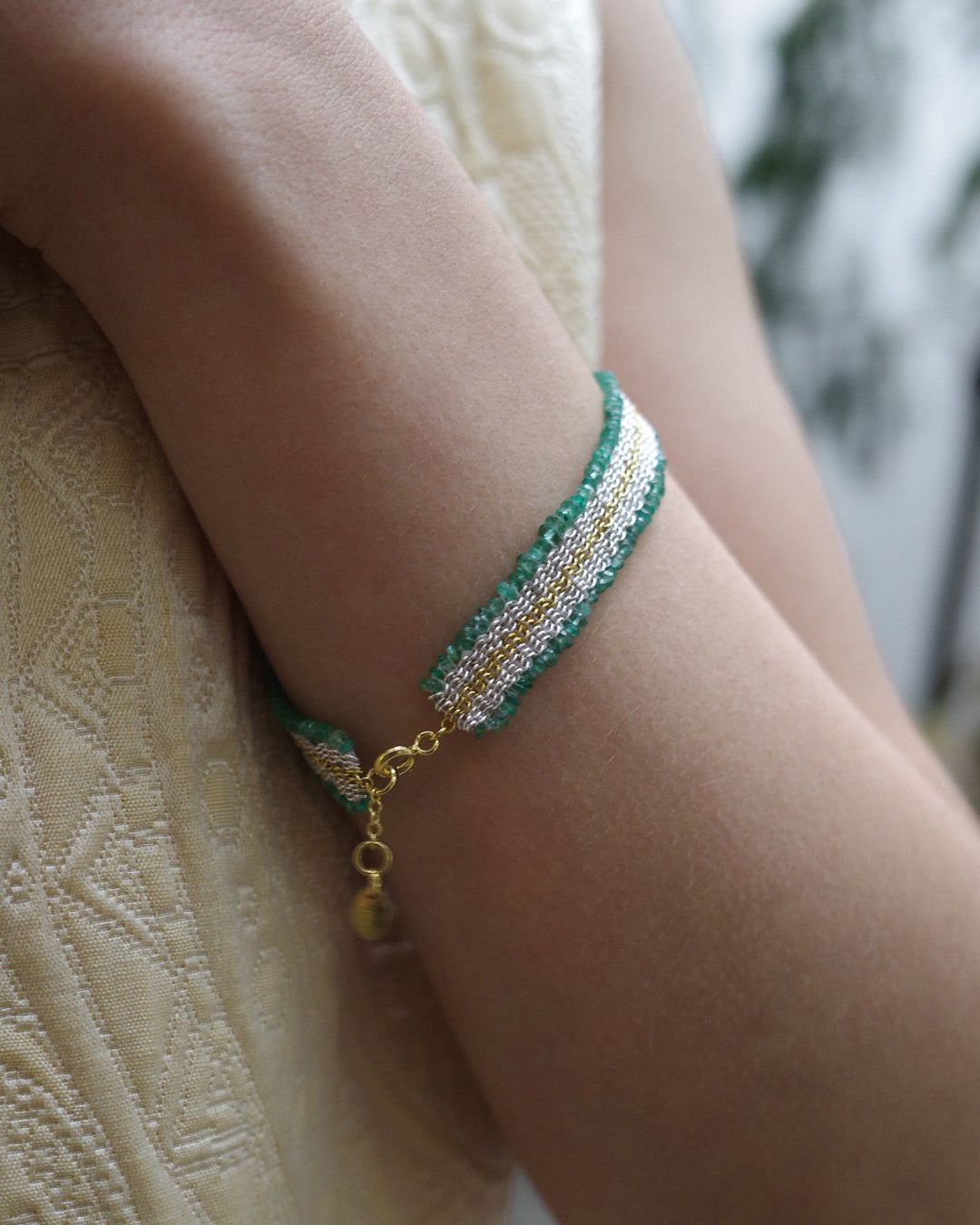 Wide Woven String Emerald Bracelet 018.08 EG – Shihara Lab
